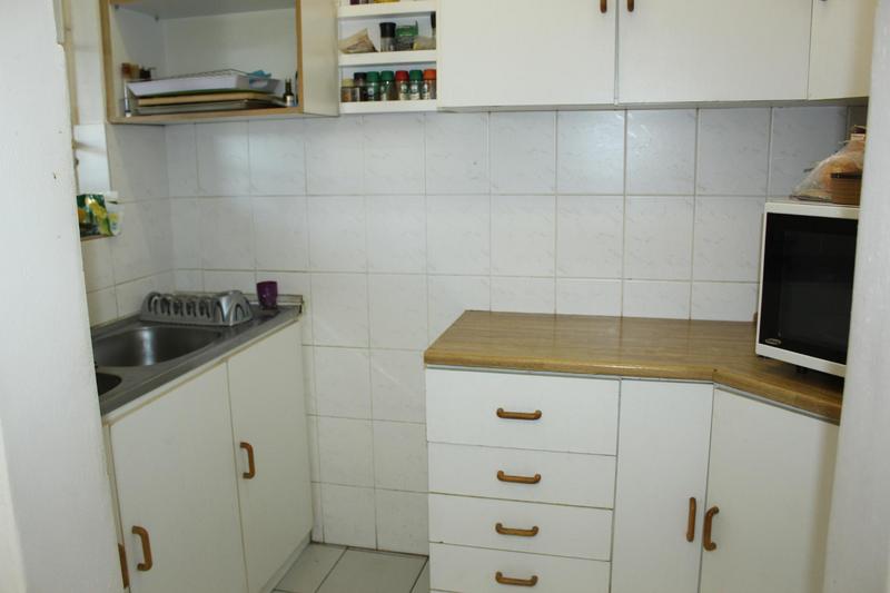 2 Bedroom Property for Sale in Fairfield Estate Western Cape